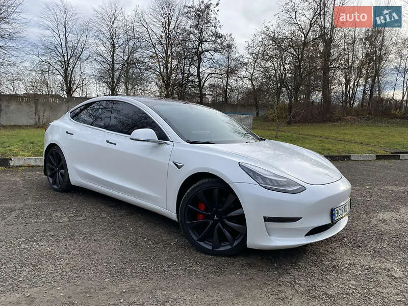 Tesla Model 3