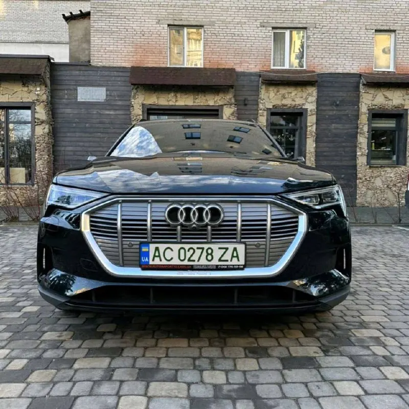 Audi e-tron