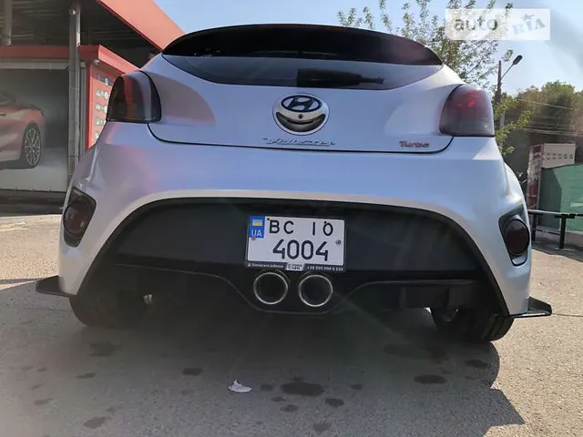 Hyundai Veloster