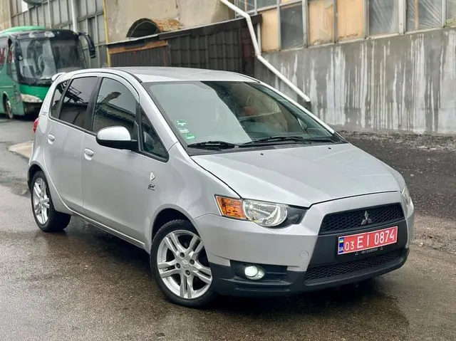 Mitsubishi Colt
