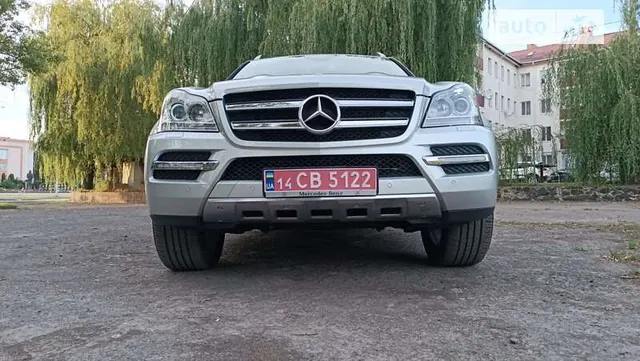 Mercedes-Benz GL-Class