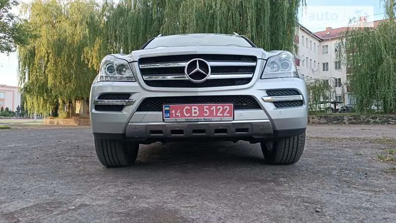 Mercedes-Benz GL-Class