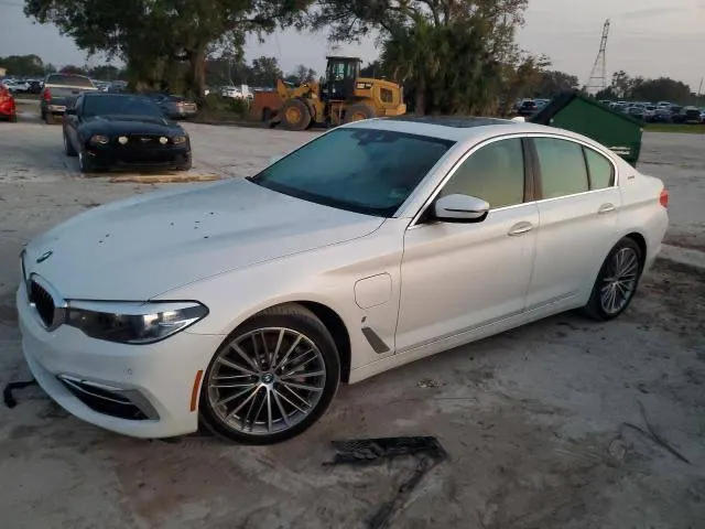 BMW 530e ГІБРИД