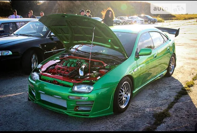 Mazda 323