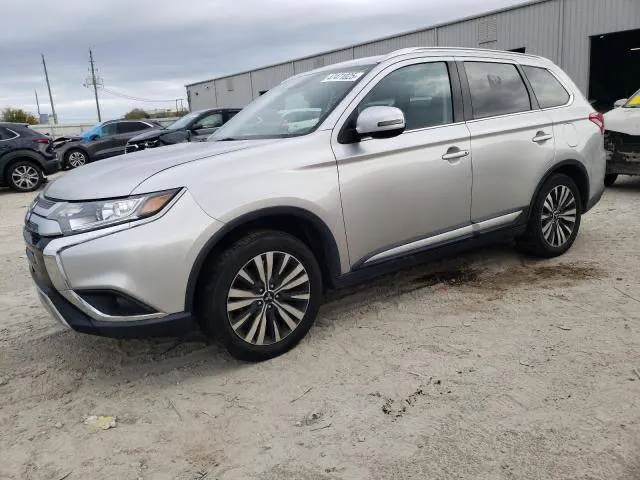 Mitsubishi OUTLANDER SE