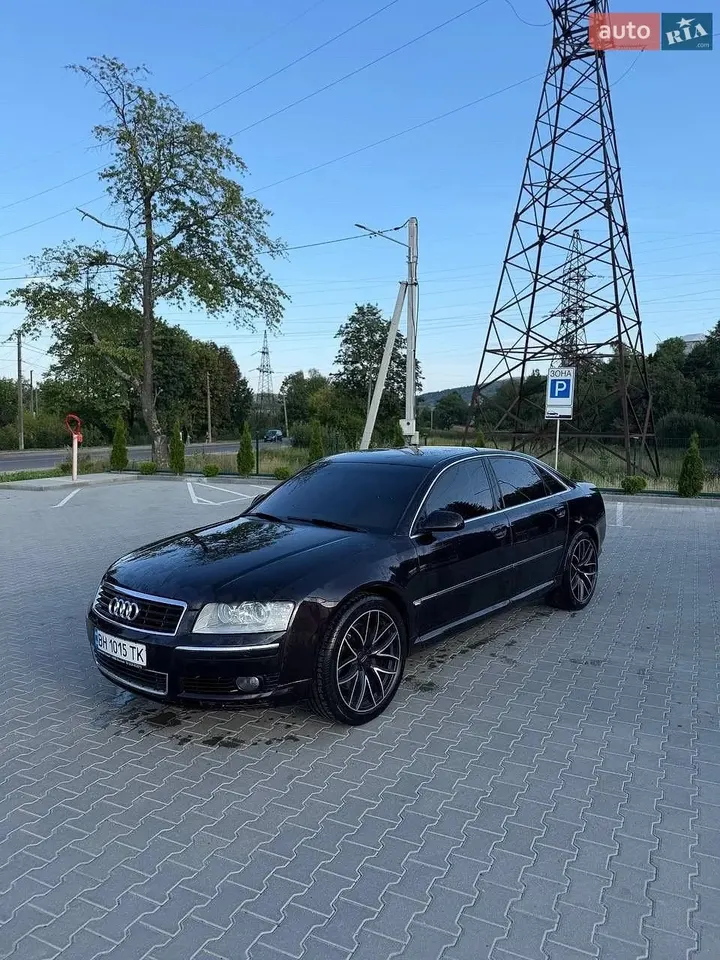 Audi A8