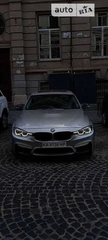 BMW 335