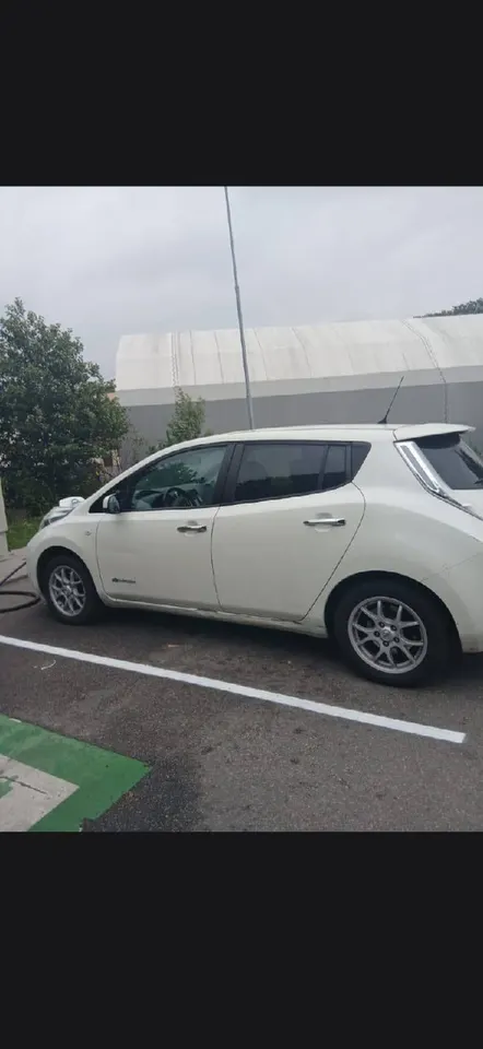 Nissan Leaf Tekna — фото 2