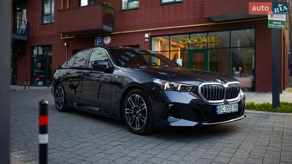 BMW i5
