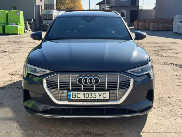 Audi e-tron 55