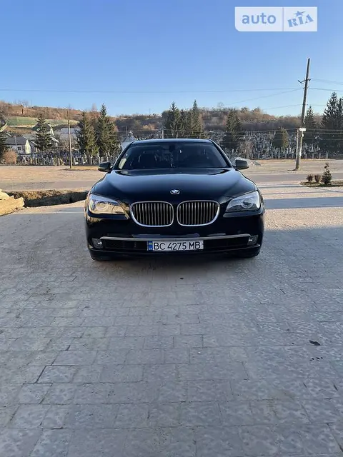 BMW 730