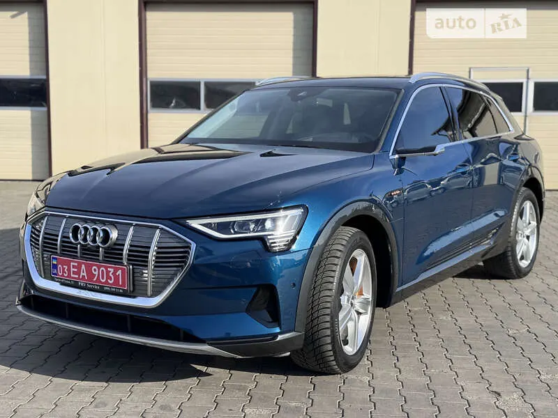 Audi e-tron