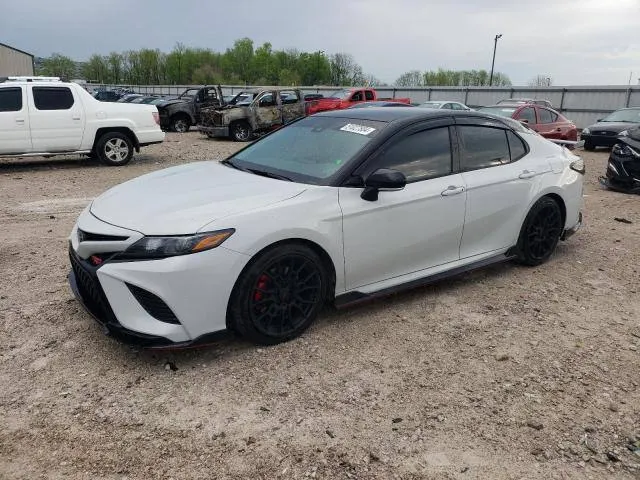 Toyota CAMRY TRD