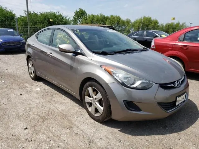 Hyundai ELANTRA GLS