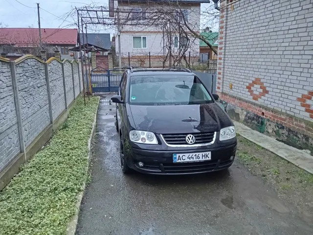 Volkswagen Тауран