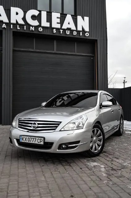 Nissan Teana J32