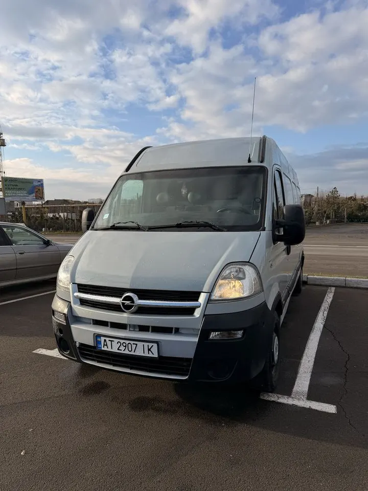 Opel Movano