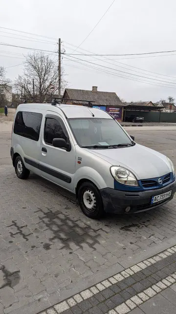 Nissan kubistar
