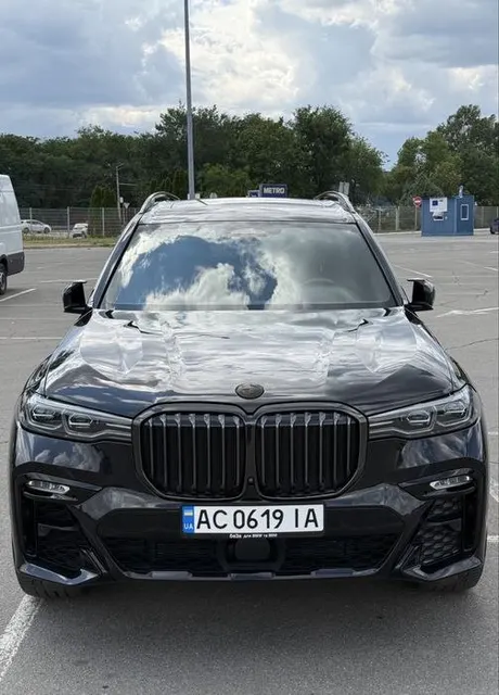 BMW X7