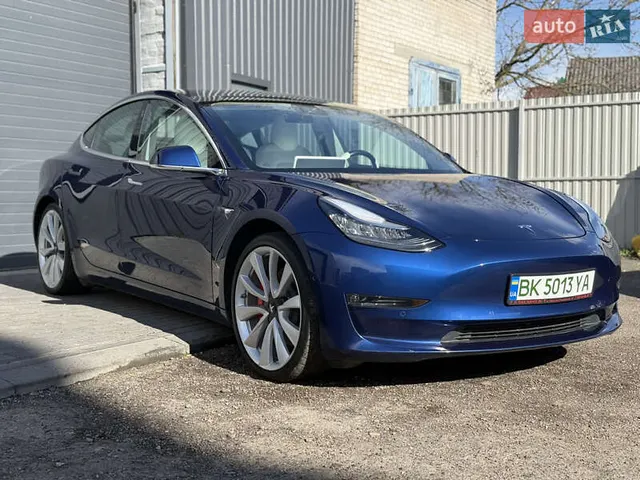 Tesla Model 3