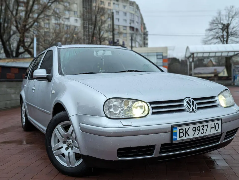 Volkswagen Golf 4