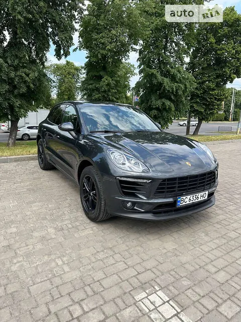 Porsche Macan