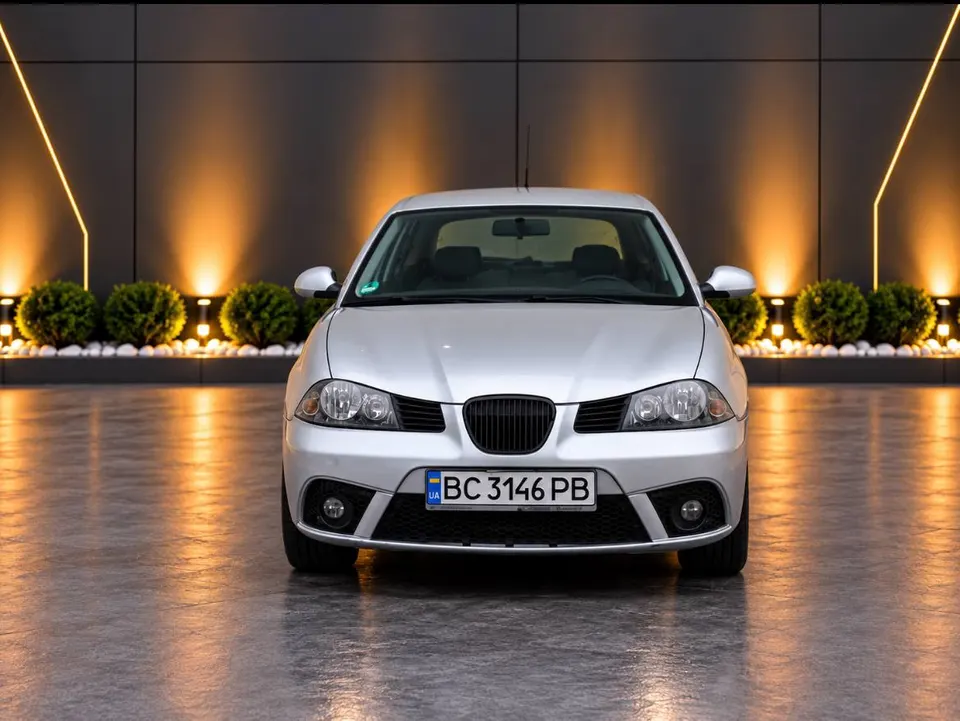 Seat Ibiza — фото 2