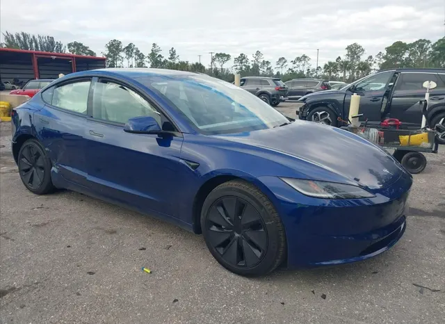 Tesla MODEL 3 Long Range