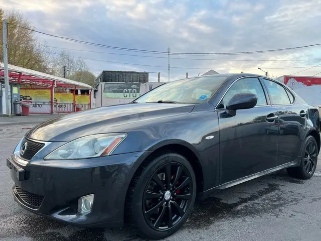 Lexus is 220