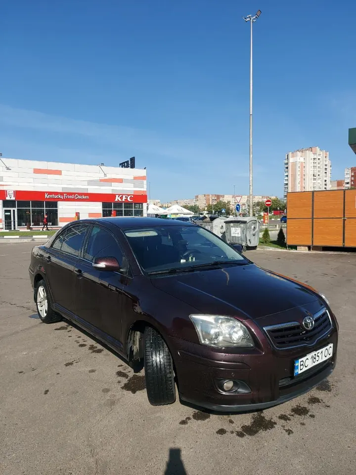 Toyota Avensis II