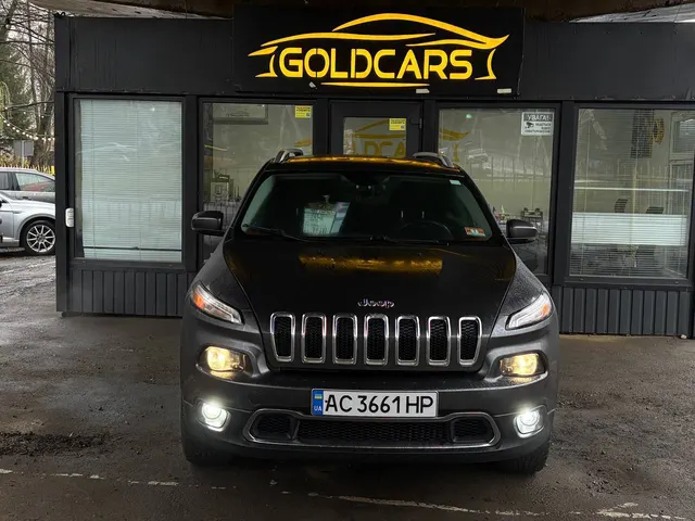 Jeep CHEROKEE