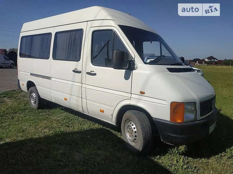 Volkswagen LT груз.-пасс. 28D