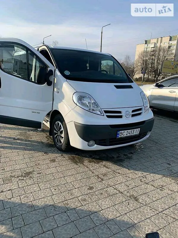 Nissan Primastar пасс. LONG