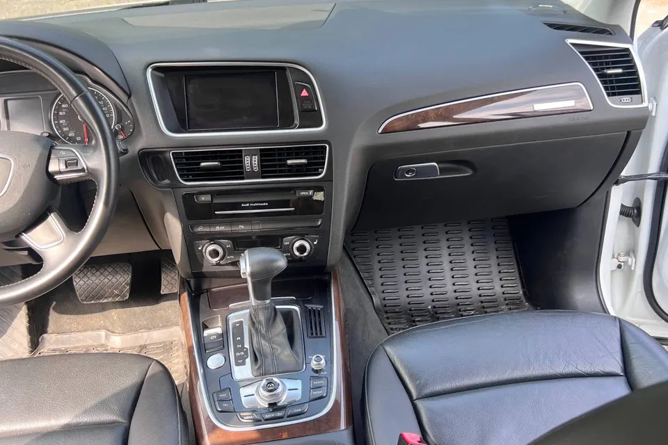 Audi Q5 Quattro — фото 10