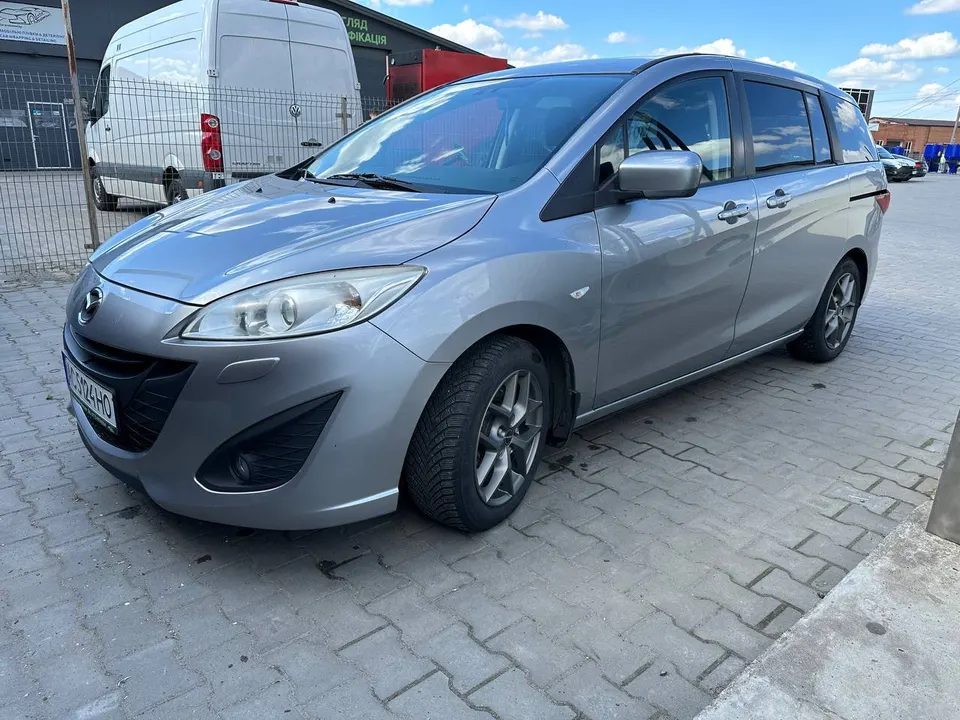 Mazda 5