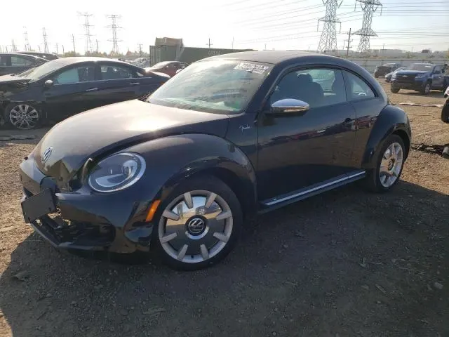 Volkswagen BEETLE