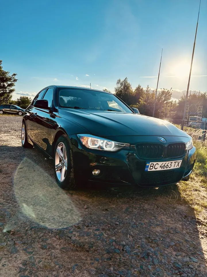 BMW F30 320і