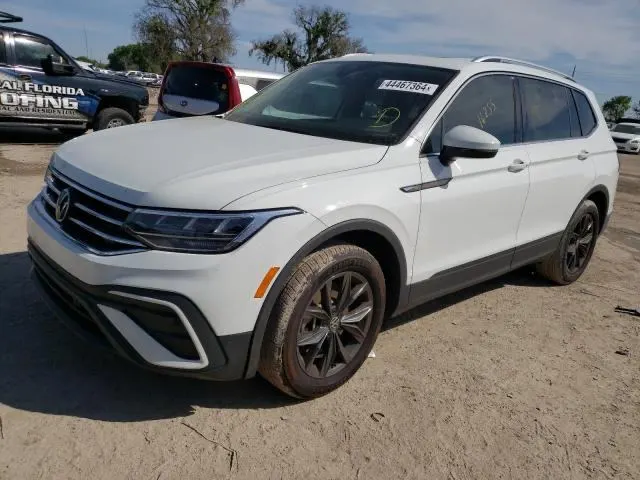 Volkswagen TIGUAN SE