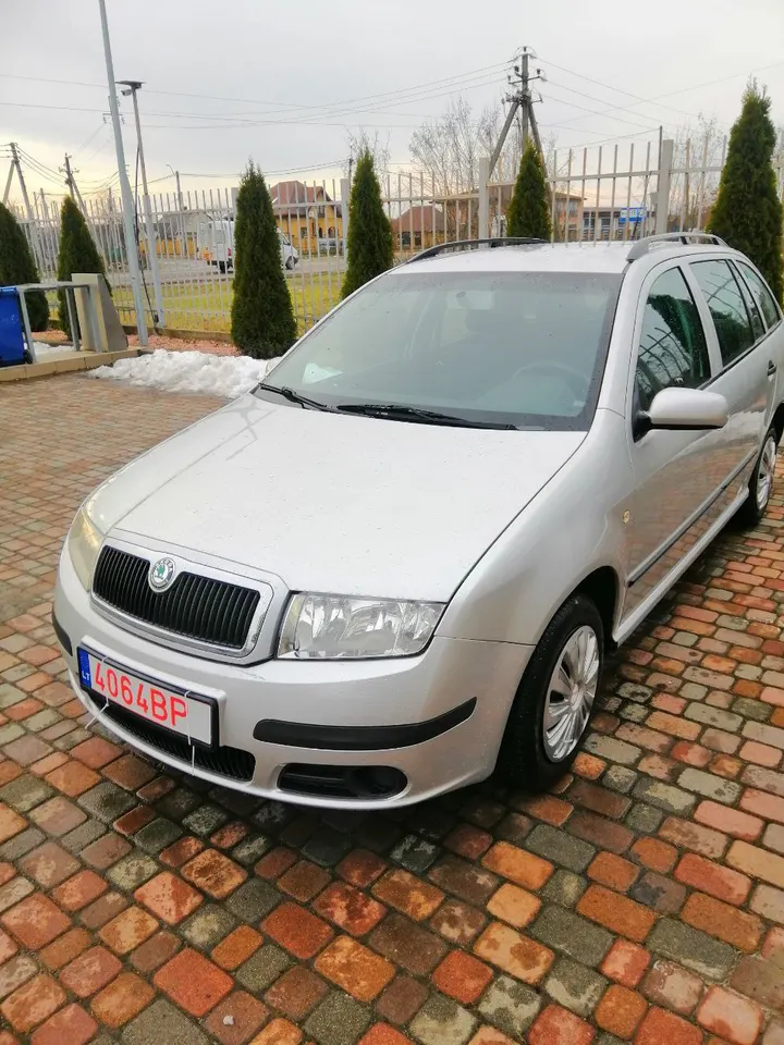 Skoda фабія2004р 1 4бензин55кв 230пробіг