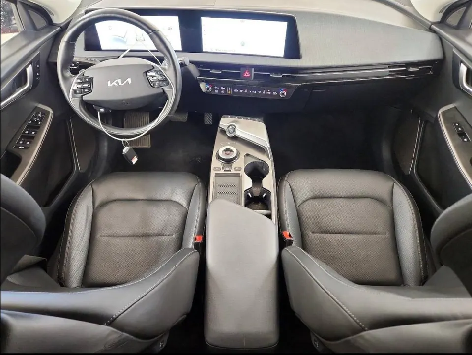 Kia EV6 WIND — фото 7