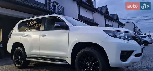 Toyota Land Cruiser Prado