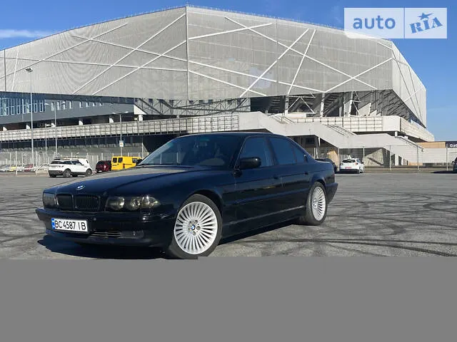 BMW 740