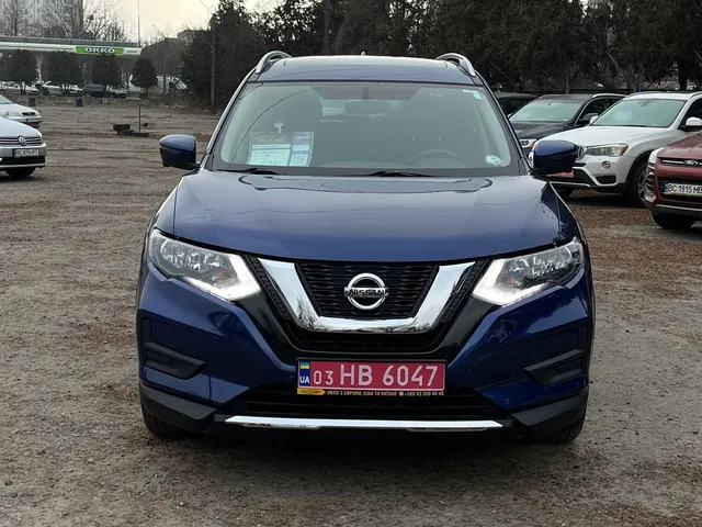 Nissan ROUGE