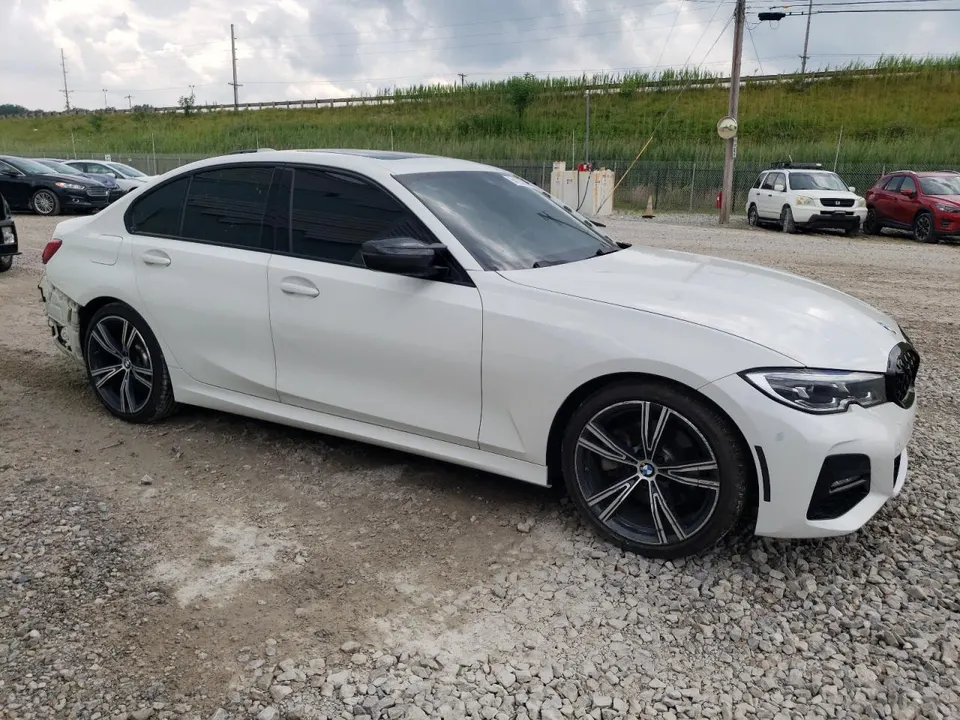 BMW 330Xi M-Pack