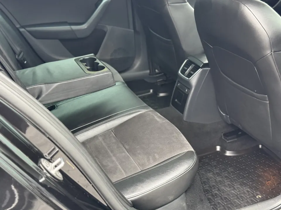 Skoda Octavia Scout — фото 6