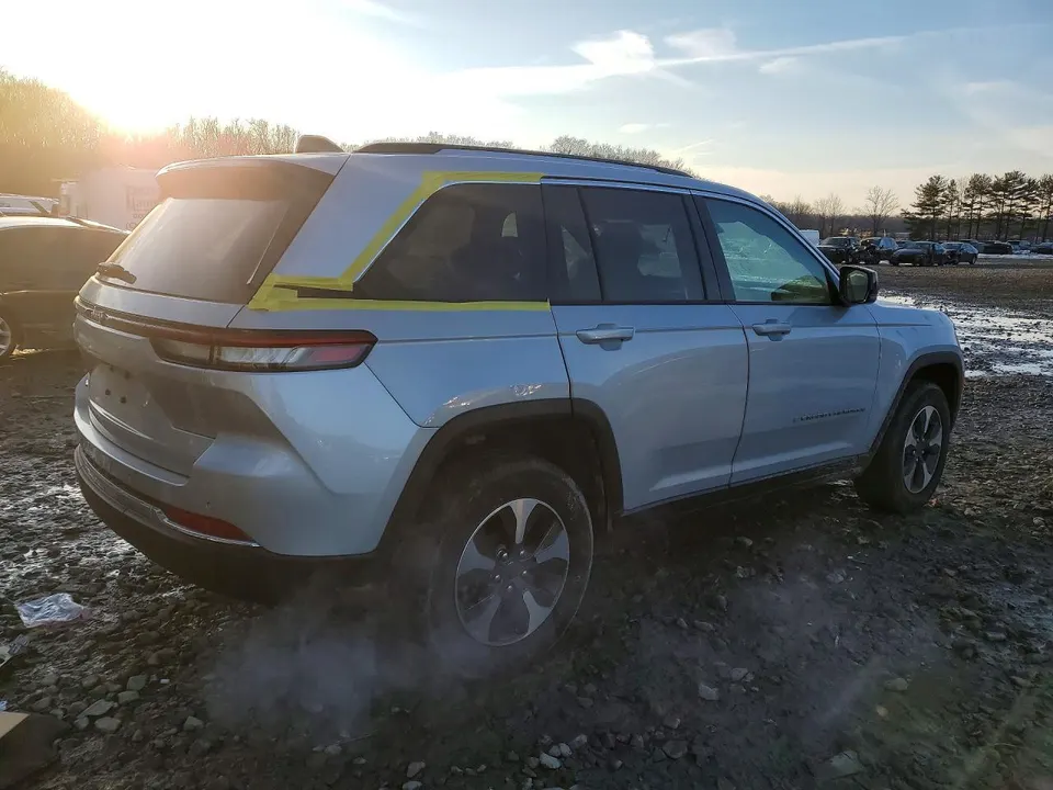 Jeep GRAND CHEROKEE LIMITED 4XE — фото 3