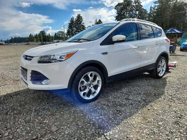 Ford ESCAPE TITANIUM