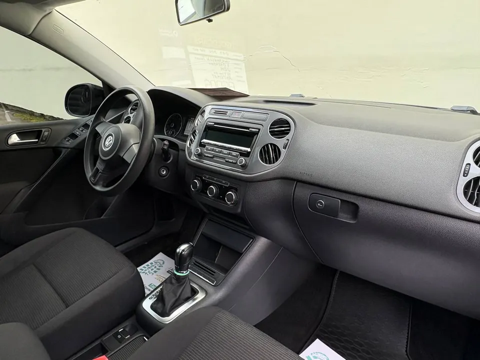 Volkswagen Tiguan — фото 7