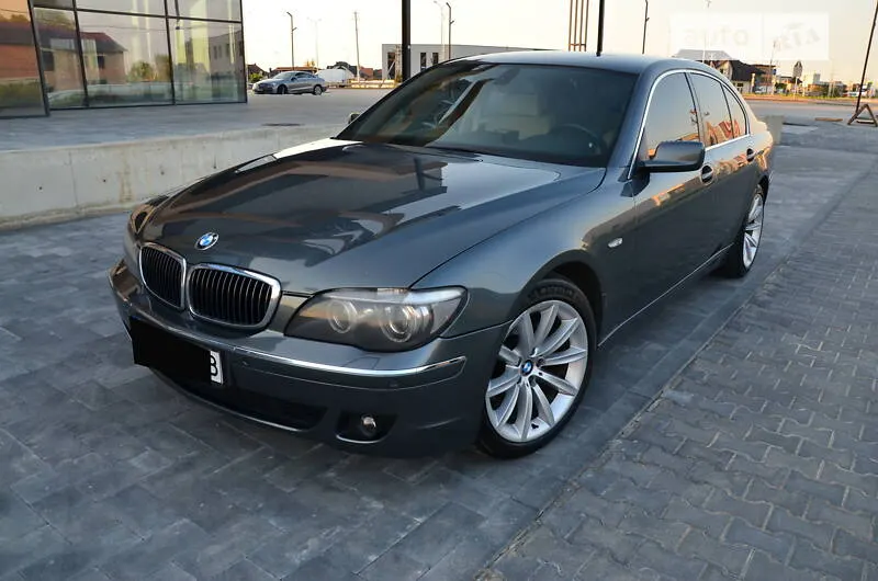 BMW 730