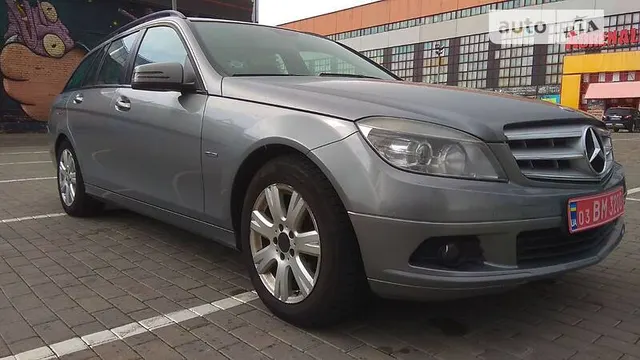 Mercedes-Benz C 220 blue efficiency